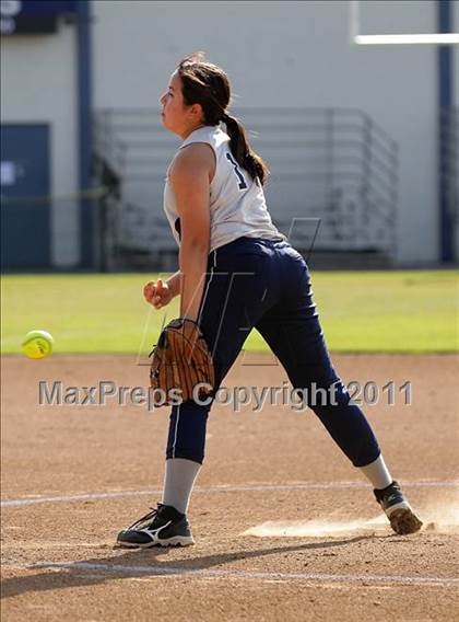 Thumbnail 2 in Glendale @ Flintridge Prep photogallery.