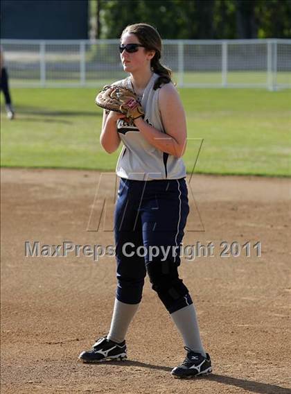 Thumbnail 2 in Glendale @ Flintridge Prep photogallery.