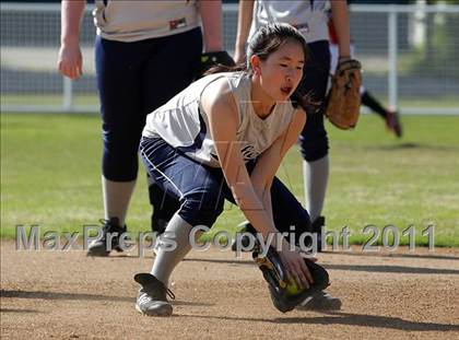 Thumbnail 2 in Glendale @ Flintridge Prep photogallery.