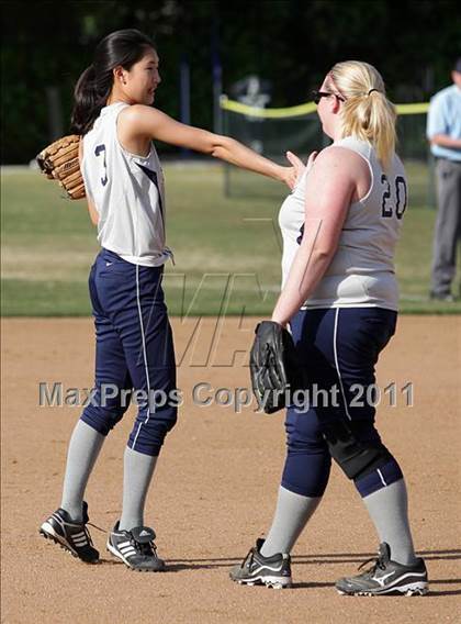 Thumbnail 2 in Glendale @ Flintridge Prep photogallery.
