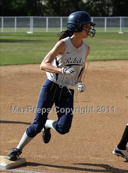 Thumbnail 1 in Glendale @ Flintridge Prep photogallery.