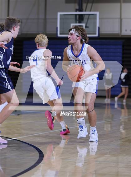 Thumbnail 1 in Sartell-St. Stephen vs. Bemidji photogallery.