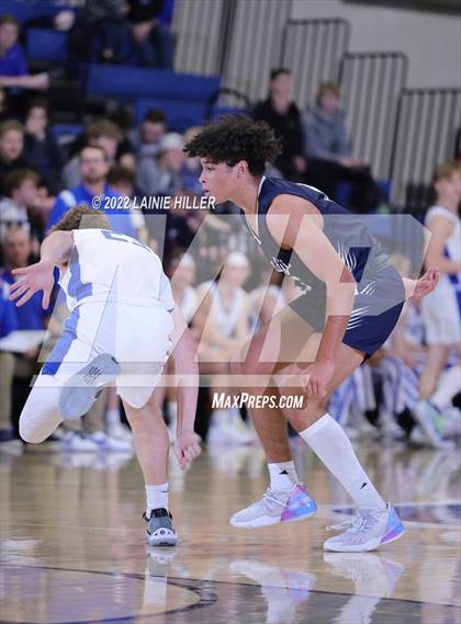 Thumbnail 1 in Sartell-St. Stephen vs. Bemidji photogallery.