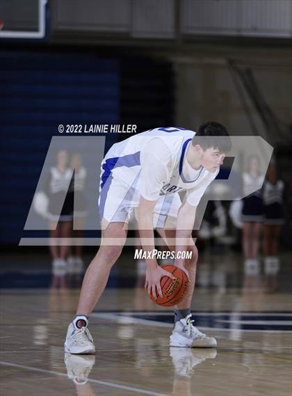 Thumbnail 1 in Sartell-St. Stephen vs. Bemidji photogallery.