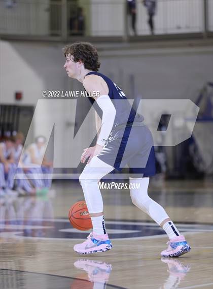 Thumbnail 2 in Sartell-St. Stephen vs. Bemidji photogallery.
