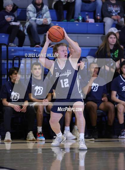 Thumbnail 1 in Sartell-St. Stephen vs. Bemidji photogallery.