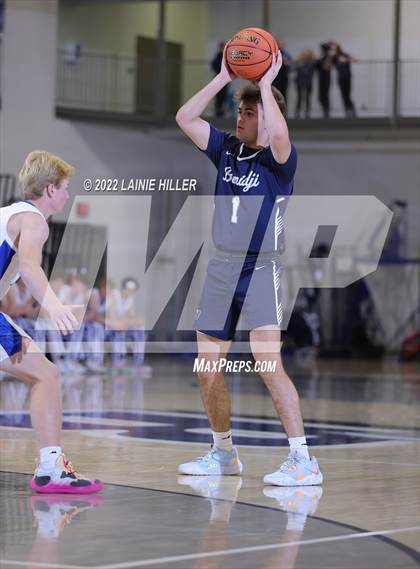 Thumbnail 2 in Sartell-St. Stephen vs. Bemidji photogallery.