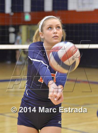 Thumbnail 1 in Indian Rocks Christian vs Osceola (Indian Rocks Pre-Season Varsity Tournament) photogallery.