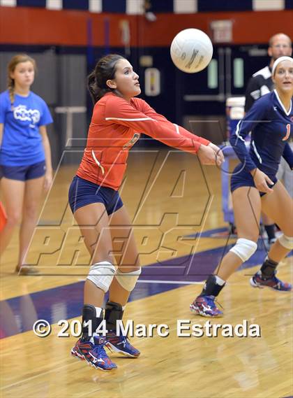 Thumbnail 3 in Indian Rocks Christian vs Osceola (Indian Rocks Pre-Season Varsity Tournament) photogallery.