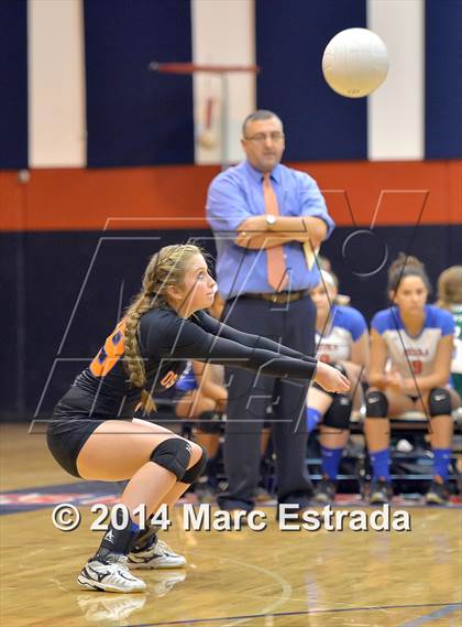 Thumbnail 2 in Indian Rocks Christian vs Osceola (Indian Rocks Pre-Season Varsity Tournament) photogallery.