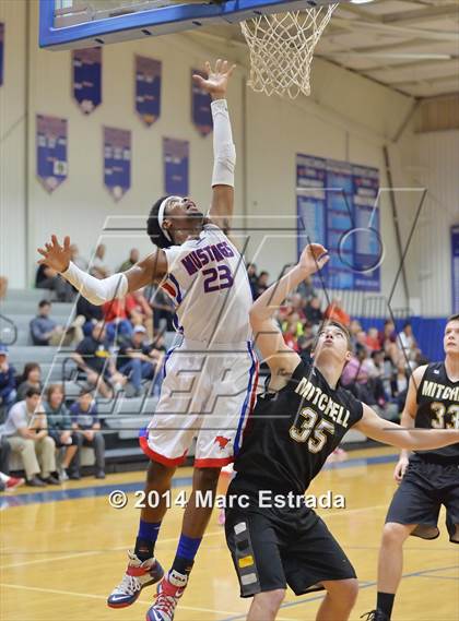Thumbnail 1 in Mitchell vs. Northside Christian 2014 Mustang Christmas Tournament photogallery.