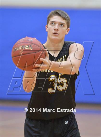 Thumbnail 3 in Mitchell vs. Northside Christian 2014 Mustang Christmas Tournament photogallery.