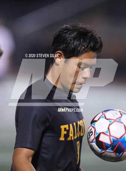 Thumbnail 1 in Torrey Pines Soccer (Extending the Season) photogallery.