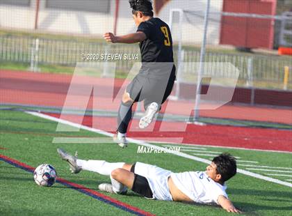 Thumbnail 3 in Torrey Pines Soccer (Extending the Season) photogallery.