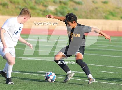 Thumbnail 3 in Torrey Pines Soccer (Extending the Season) photogallery.