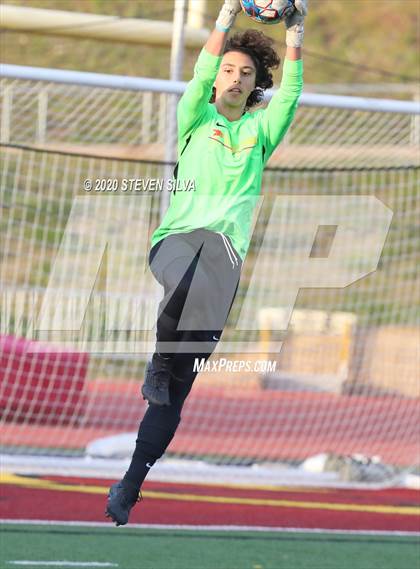 Thumbnail 1 in Torrey Pines Soccer (Extending the Season) photogallery.