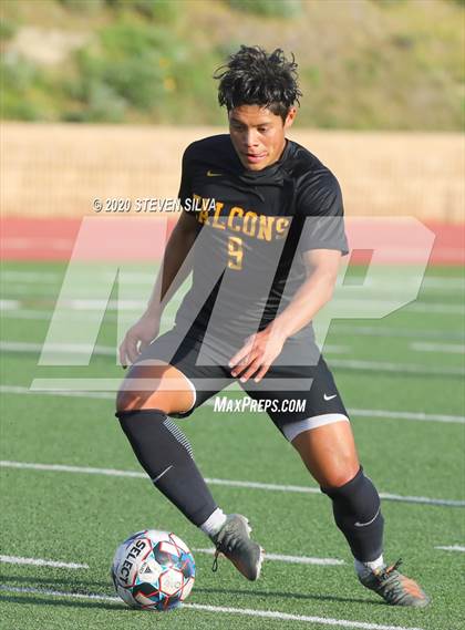 Thumbnail 2 in Torrey Pines Soccer (Extending the Season) photogallery.