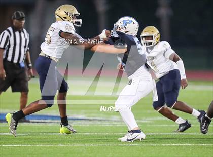 Thumbnail 2 in Pinewood Prep vs Bethesda Academy (Recovery Bowl) photogallery.