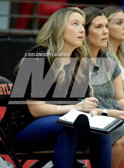 Thumbnail 3 in Keller vs Byron Nelson (UIL 6A Volleyball Regional Quarter Finals) photogallery.