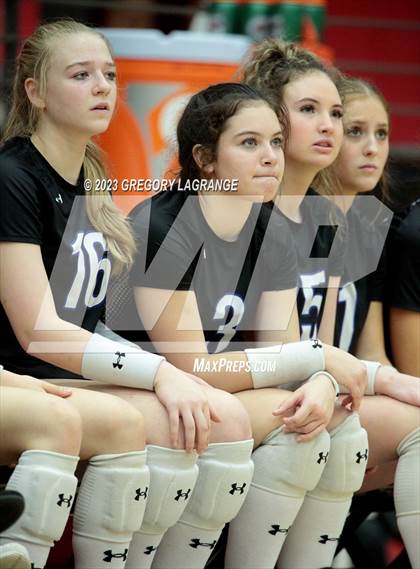 Thumbnail 2 in Keller vs Byron Nelson (UIL 6A Volleyball Regional Quarter Finals) photogallery.