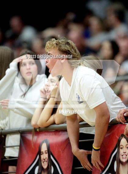 Thumbnail 3 in Keller vs Byron Nelson (UIL 6A Volleyball Regional Quarter Finals) photogallery.