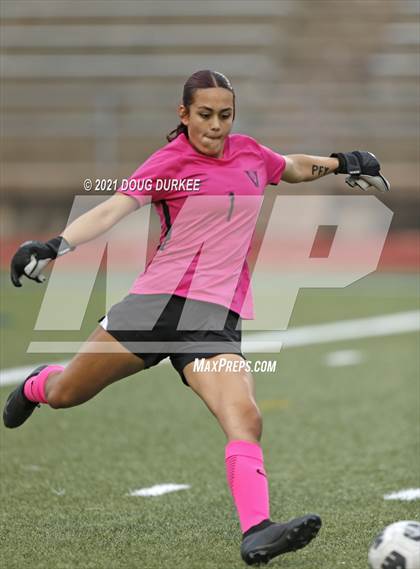 Thumbnail 1 in Vandegrift vs. Memorial photogallery.