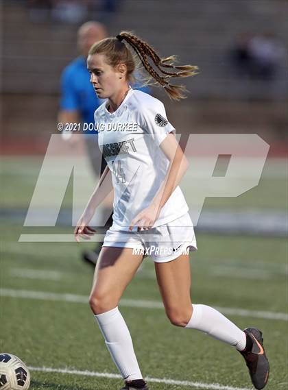 Thumbnail 2 in Vandegrift vs. Memorial photogallery.