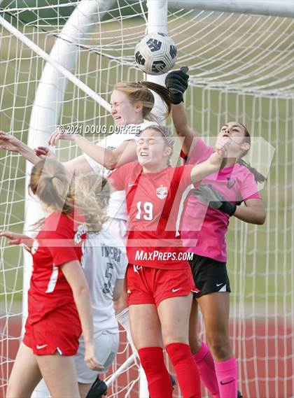 Thumbnail 3 in Vandegrift vs. Memorial photogallery.