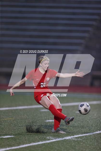 Thumbnail 3 in Vandegrift vs. Memorial photogallery.