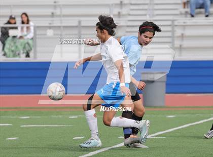 Thumbnail 1 in Eastlake vs. San Ysidro (44th Annual Grossmont Holiday Tournament) photogallery.
