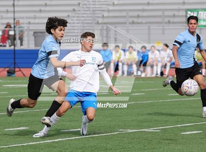 Thumbnail 3 in Eastlake vs. San Ysidro (44th Annual Grossmont Holiday Tournament) photogallery.