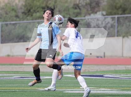 Thumbnail 2 in Eastlake vs. San Ysidro (44th Annual Grossmont Holiday Tournament) photogallery.