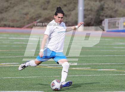 Thumbnail 3 in Eastlake vs. San Ysidro (44th Annual Grossmont Holiday Tournament) photogallery.