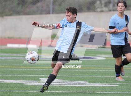 Thumbnail 2 in Eastlake vs. San Ysidro (44th Annual Grossmont Holiday Tournament) photogallery.