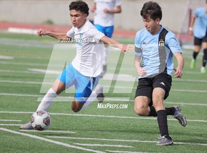 Thumbnail 1 in Eastlake vs. San Ysidro (44th Annual Grossmont Holiday Tournament) photogallery.