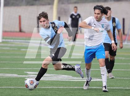 Thumbnail 3 in Eastlake vs. San Ysidro (44th Annual Grossmont Holiday Tournament) photogallery.