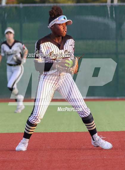 Thumbnail 2 in Royse City @ The Colony (UIL 5A Regional Semifinal) photogallery.