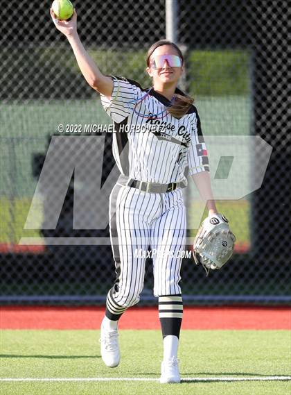 Thumbnail 1 in Royse City @ The Colony (UIL 5A Regional Semifinal) photogallery.