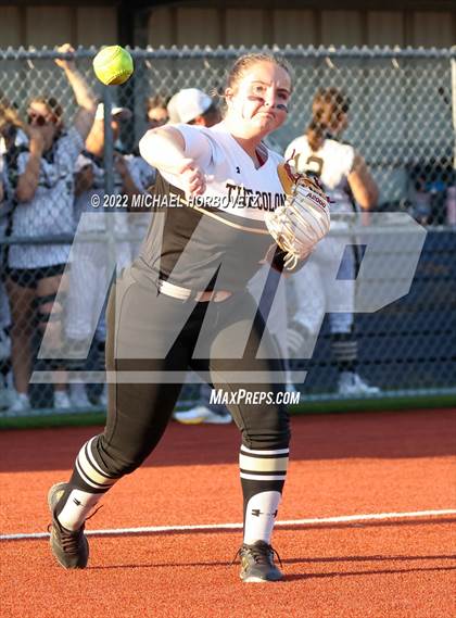 Thumbnail 2 in Royse City @ The Colony (UIL 5A Regional Semifinal) photogallery.