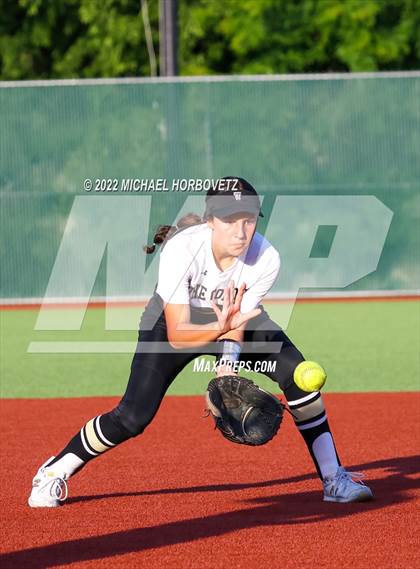 Thumbnail 3 in Royse City @ The Colony (UIL 5A Regional Semifinal) photogallery.