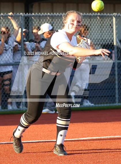 Thumbnail 3 in Royse City @ The Colony (UIL 5A Regional Semifinal) photogallery.