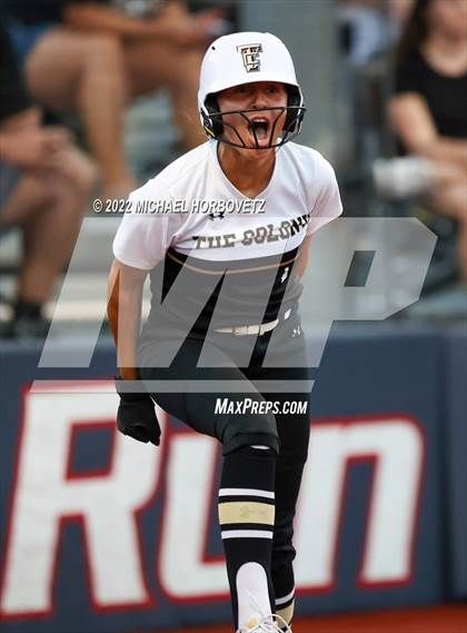Thumbnail 2 in Royse City @ The Colony (UIL 5A Regional Semifinal) photogallery.