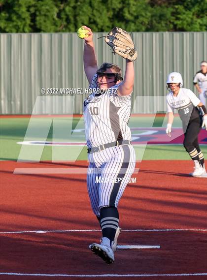 Thumbnail 2 in Royse City @ The Colony (UIL 5A Regional Semifinal) photogallery.