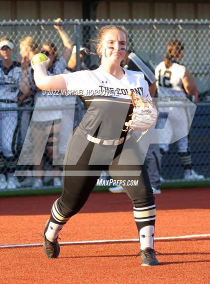 Thumbnail 1 in Royse City @ The Colony (UIL 5A Regional Semifinal) photogallery.