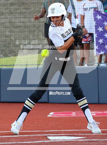 Thumbnail 1 in Royse City @ The Colony (UIL 5A Regional Semifinal) photogallery.