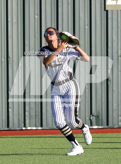 Thumbnail 2 in Royse City @ The Colony (UIL 5A Regional Semifinal) photogallery.