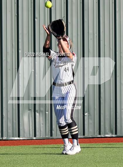 Thumbnail 2 in Royse City @ The Colony (UIL 5A Regional Semifinal) photogallery.