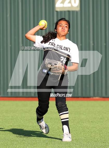 Thumbnail 3 in Royse City @ The Colony (UIL 5A Regional Semifinal) photogallery.