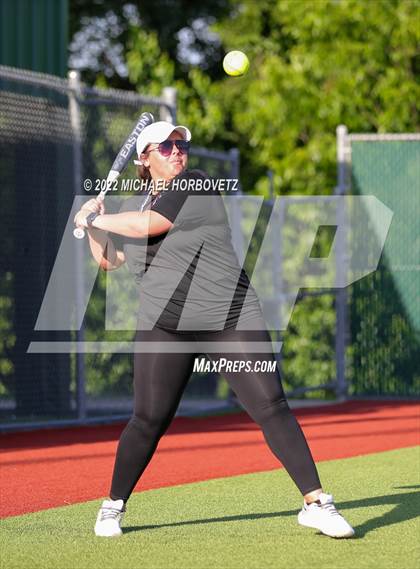 Thumbnail 2 in Royse City @ The Colony (UIL 5A Regional Semifinal) photogallery.