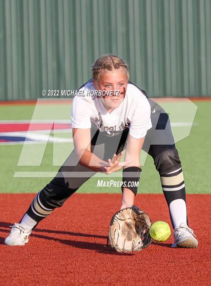 Thumbnail 2 in Royse City @ The Colony (UIL 5A Regional Semifinal) photogallery.